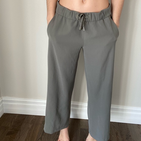 Lululemon flares - Picture 3 of 5